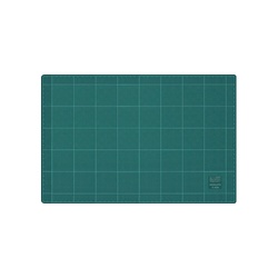 カッティングマット両面仕様　３００×４５０×３ｍｍ