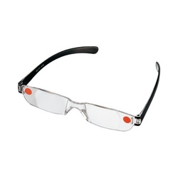老眼鏡　強