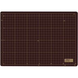 カッターマット　Ａ４　１３４Ｂ