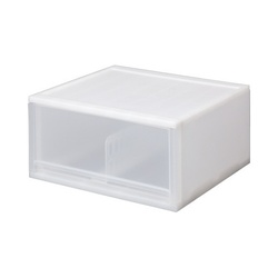 ブリオ　ＣＤワイドケース×４