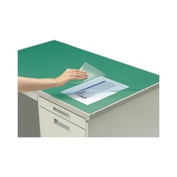 デスクマット軟質塩ビ製下敷付　９８７×６８７ｍｍ